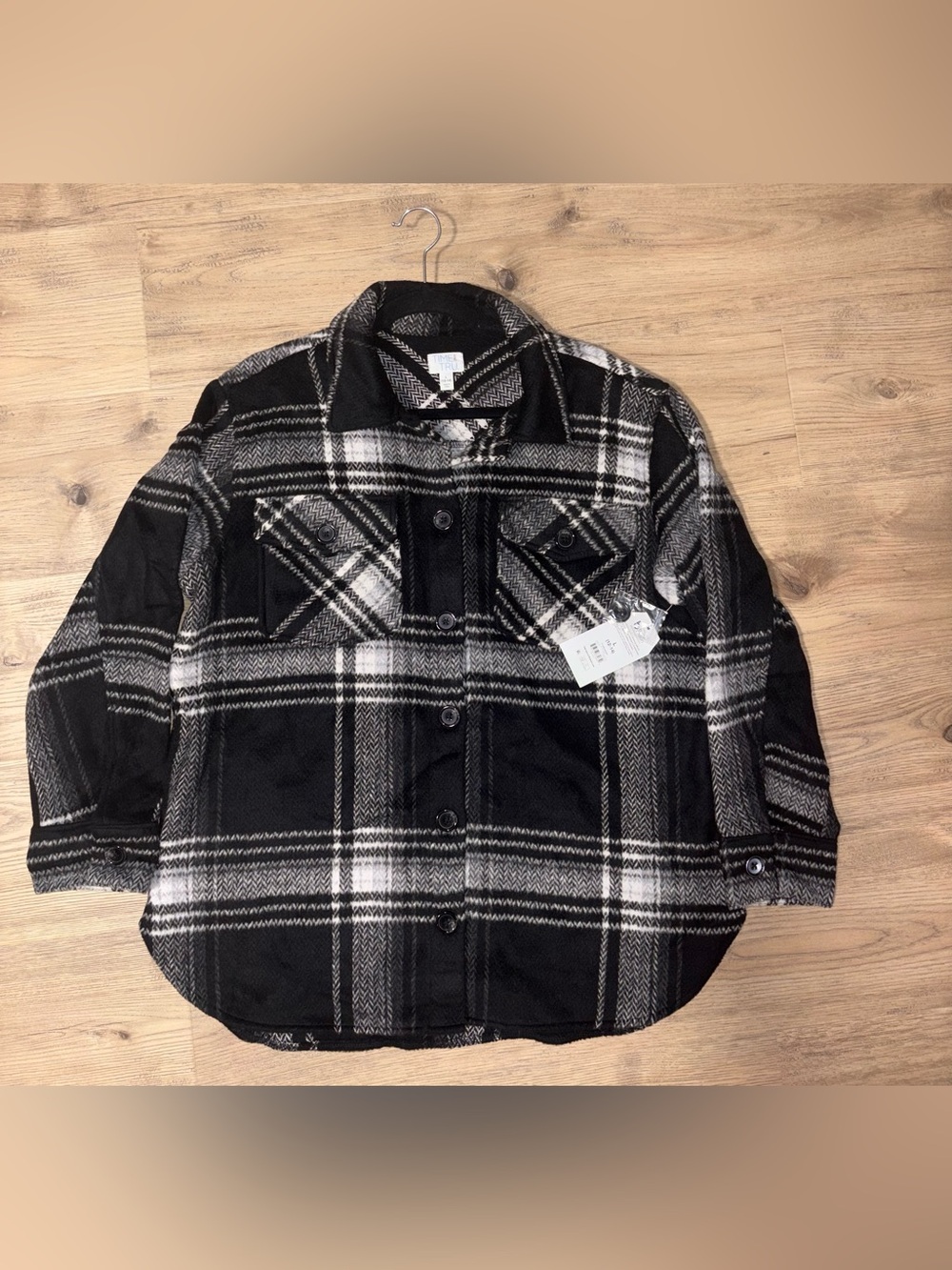 Time and Tru Plaid Shacket Black Gray White Button Front Size L